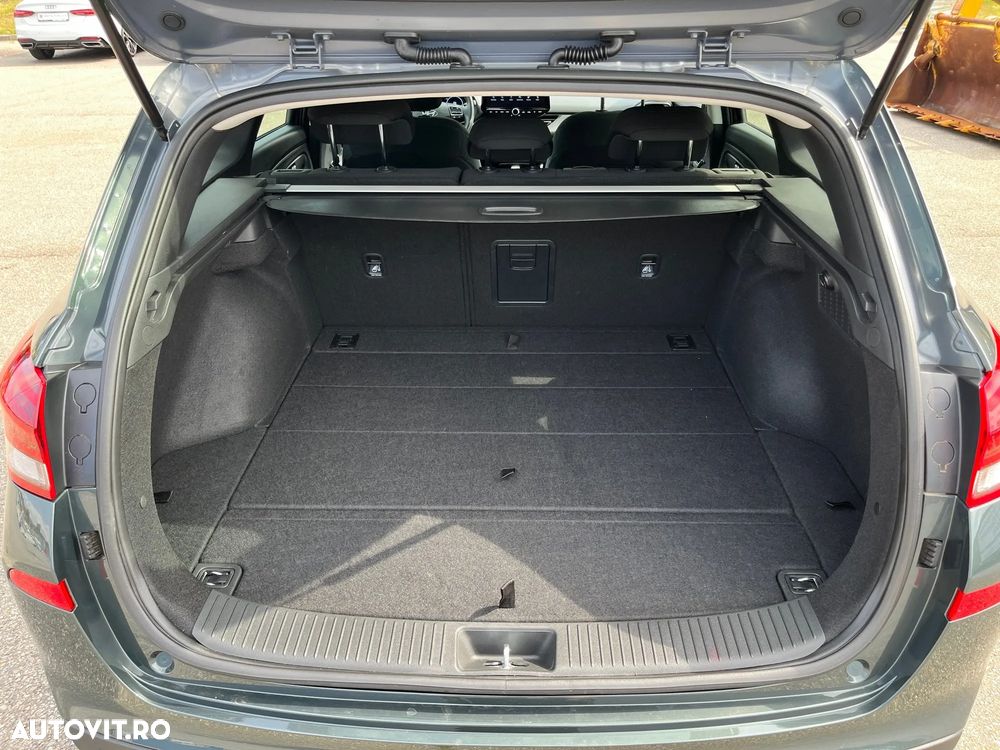 Hyundai i30 - 33