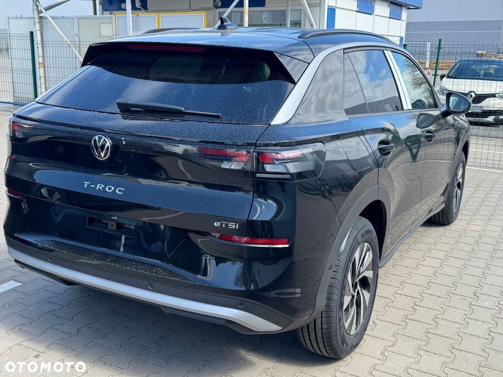 Volkswagen T-Roc 1.5 eTSI Life DSG - 9