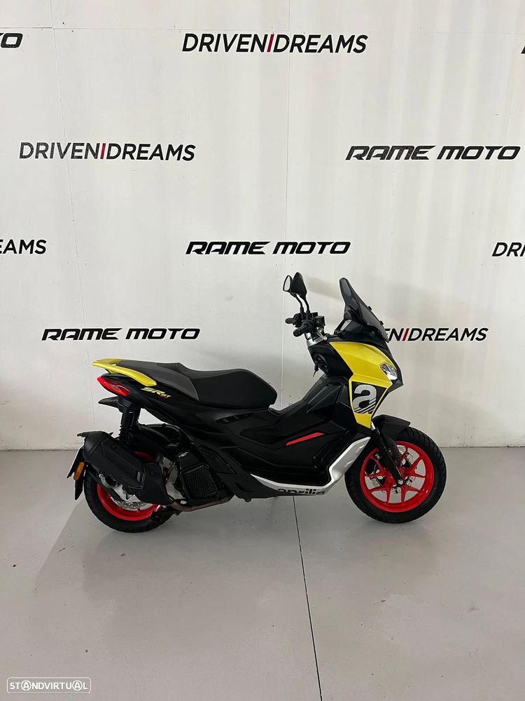 Aprilia SR GT 125 - 1