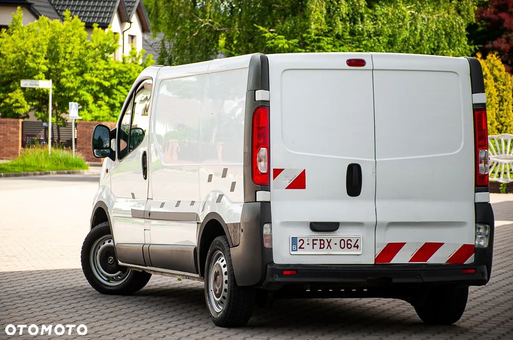 Opel VIVARO - 8