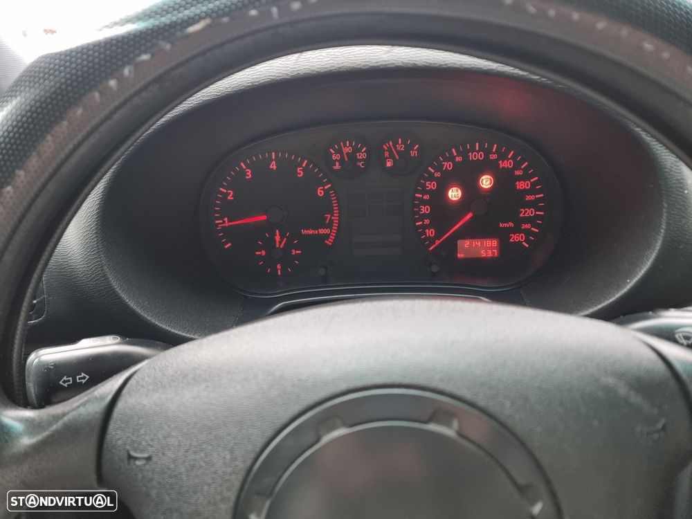 Audi A3 1.6 - 13