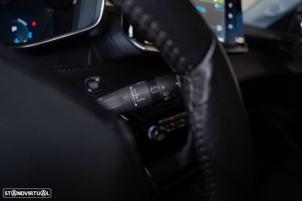 Peugeot e-208 50 kWh Allure - 30