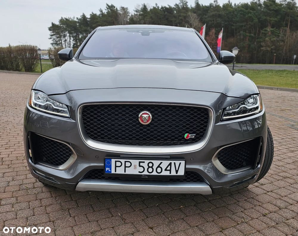 Jaguar F-Pace S AWD - 20