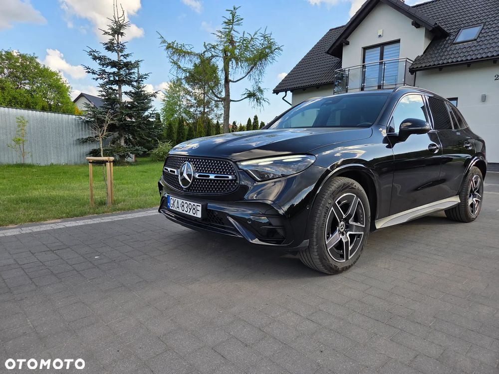 Mercedes-Benz GLC 200 4Matic 9G-TRONIC AMG Line Advanced - 3