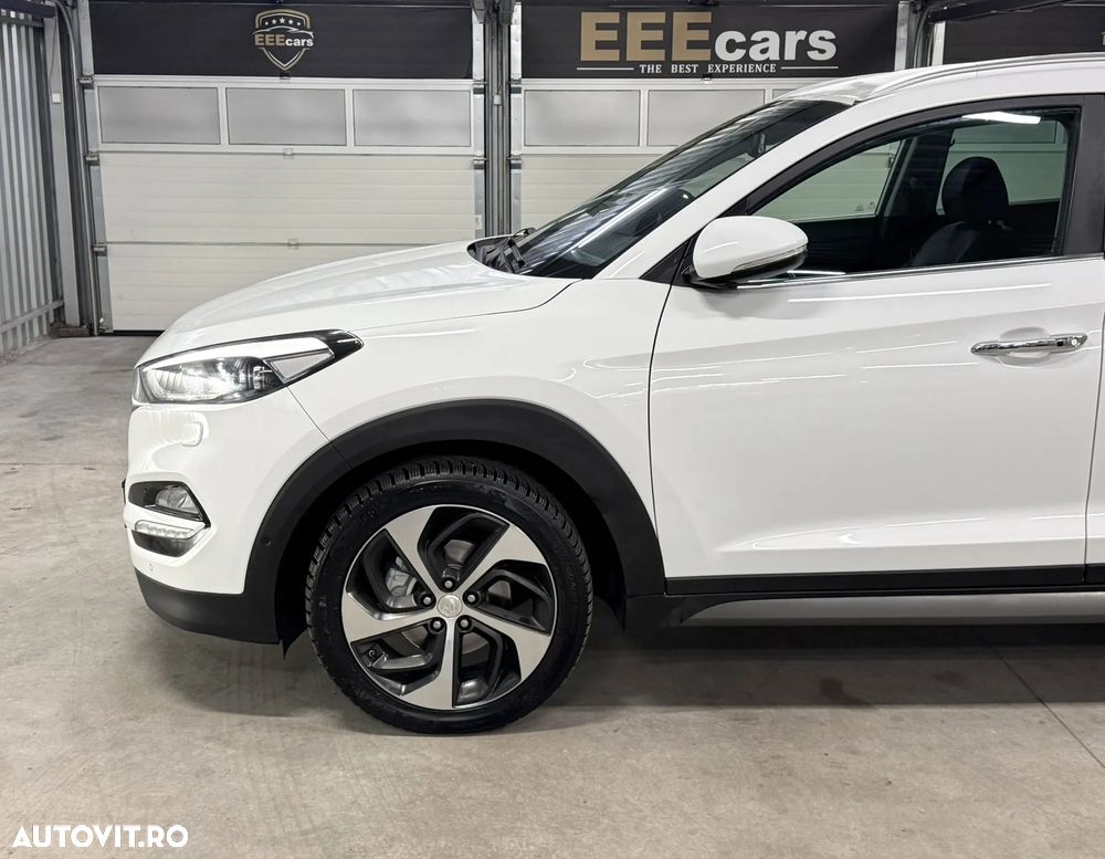 Hyundai Tucson 2.0 CRDI 4WD Automatik Premium - 18