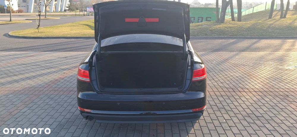 Audi A4 Limousine 2.0 TDI S tronic design - 14