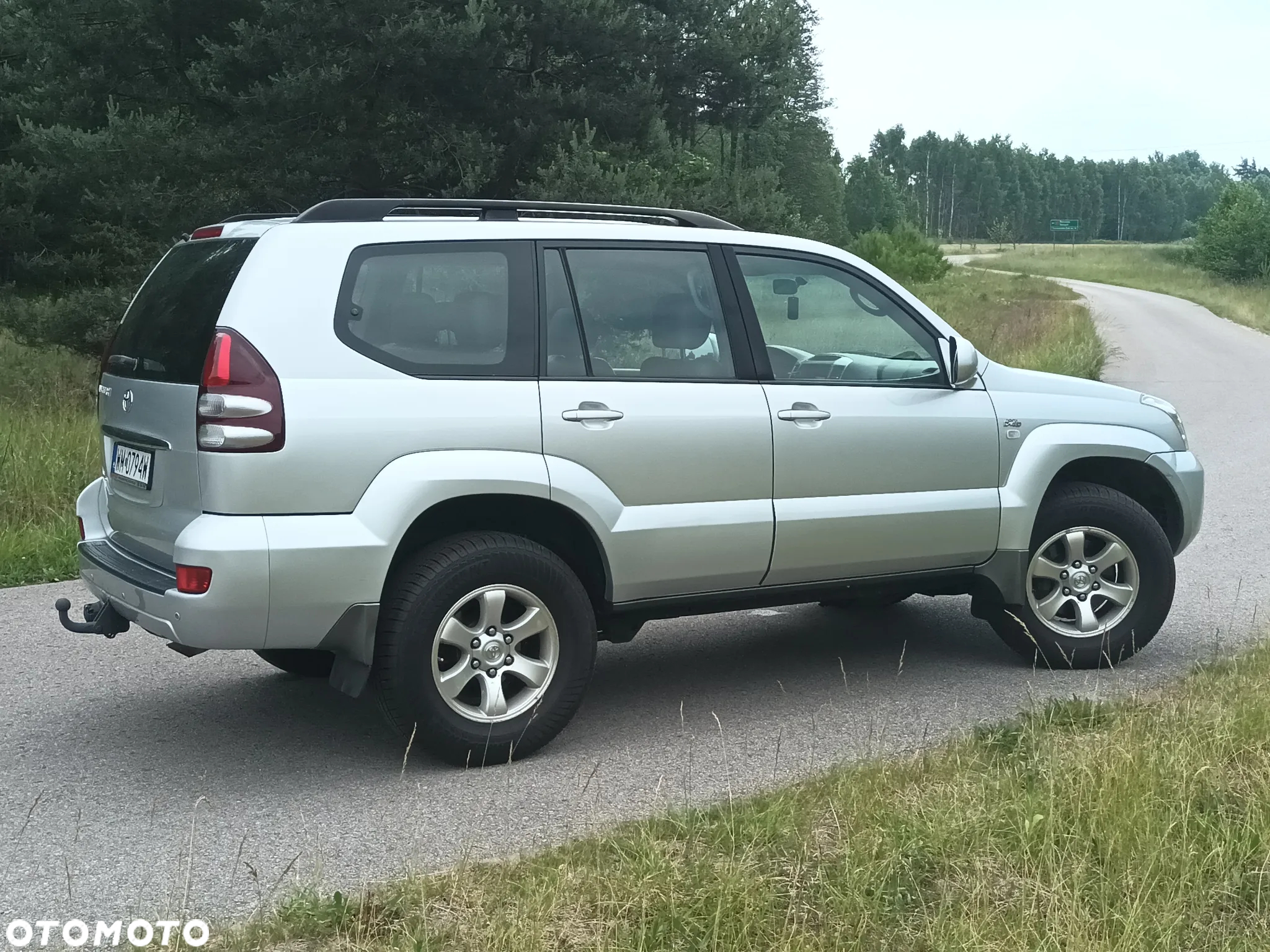 Toyota Land Cruiser - 11