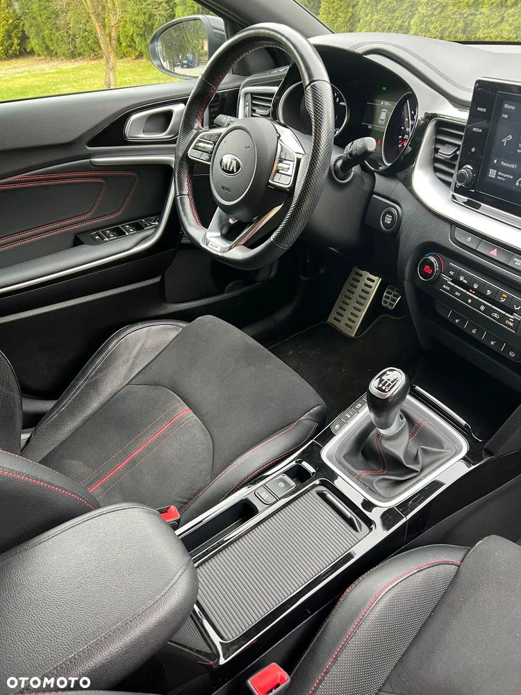 Kia ProCeed - 4