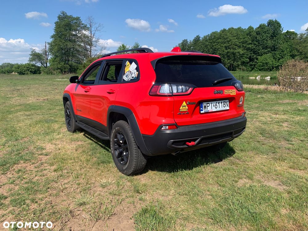Jeep Cherokee - 5