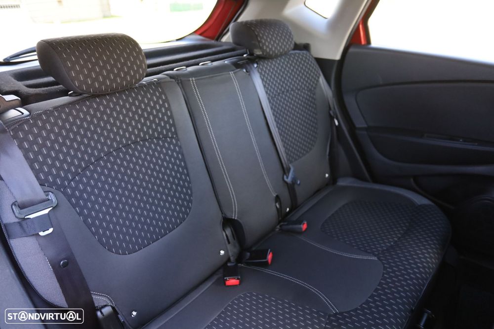 Renault Captur 1.5 dCi Exclusive - 18