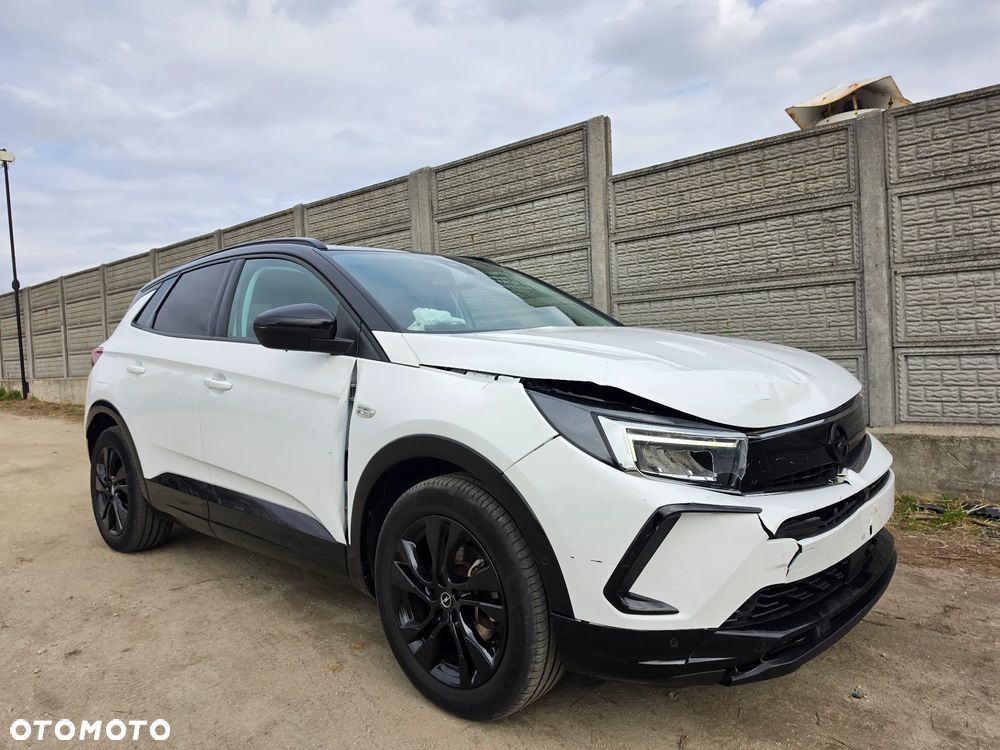 Opel Grandland 1.2 DI Automatik Elegance - 2