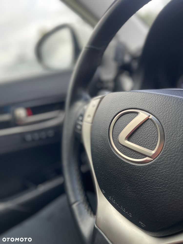 Lexus GS - 4