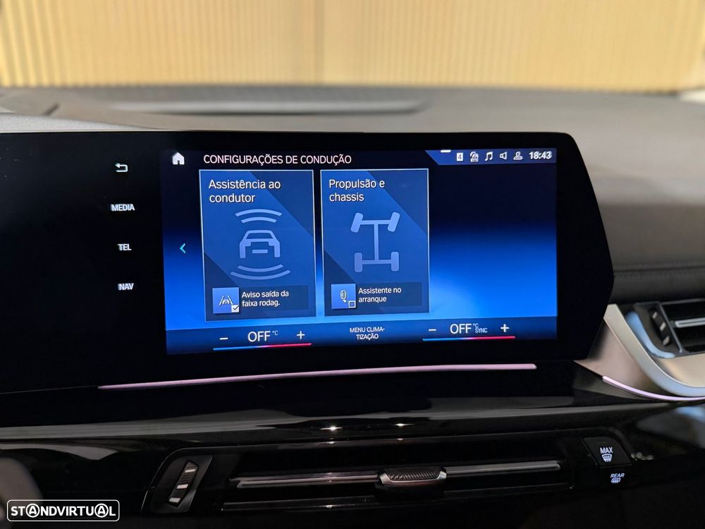 BMW 218 Active Tourer - 15