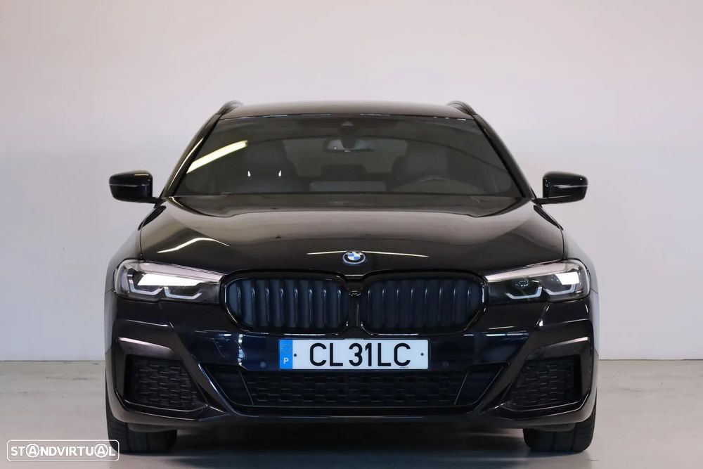 BMW 530 e Pack Desportivo M - 2