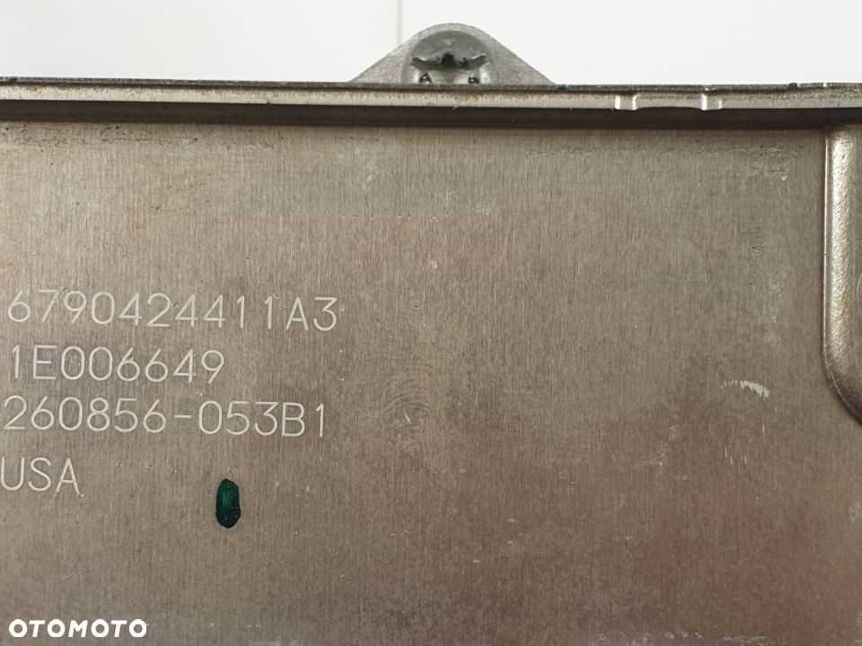 Chłodnica Oleju Silnika JEEP GRAND CVHEROKEE WK2 3.6 V6 17 21 rok - 9