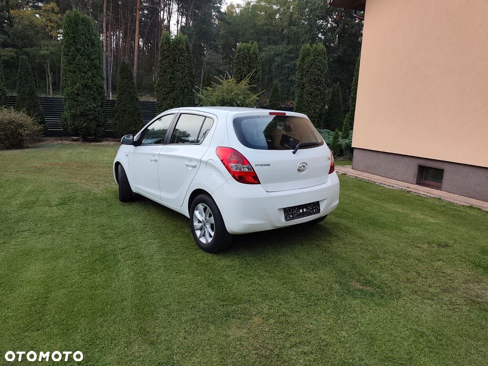 Hyundai i20 - 8