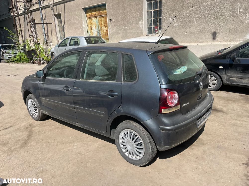Dezmembrez VW Volkswagen Polo 9N facelift 2007 1,4 TDI gri-albastru - 8