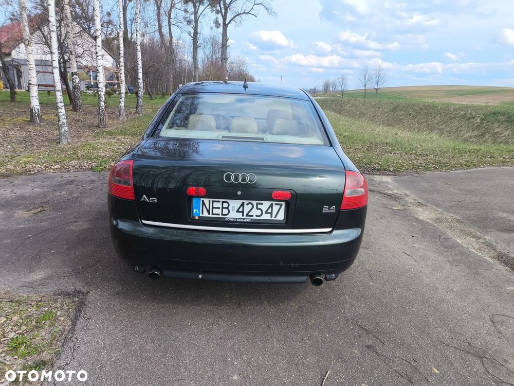 Audi A6 Limousine 2.4 Quattro Tiptr - 11