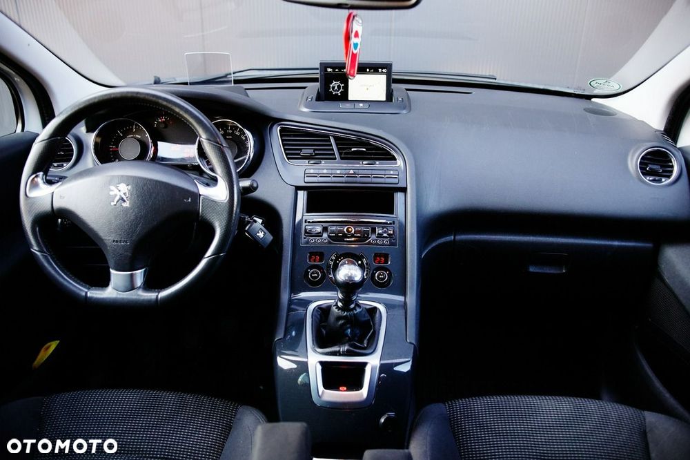 Peugeot 5008 2.0 BlueHDi Style 7os - 29