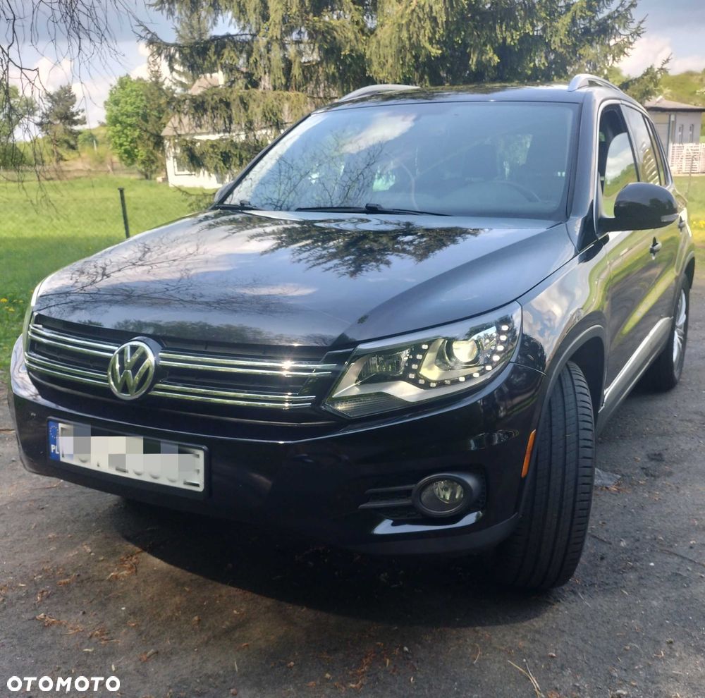 Volkswagen Tiguan - 1