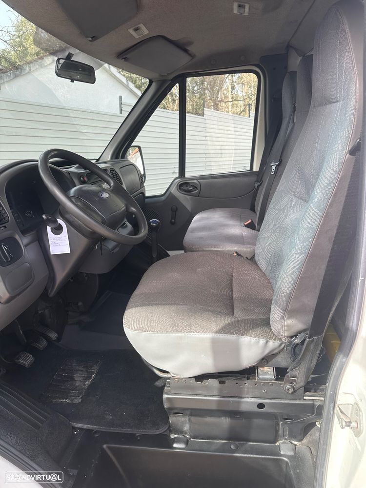 Ford Transit caixa aberta - 4
