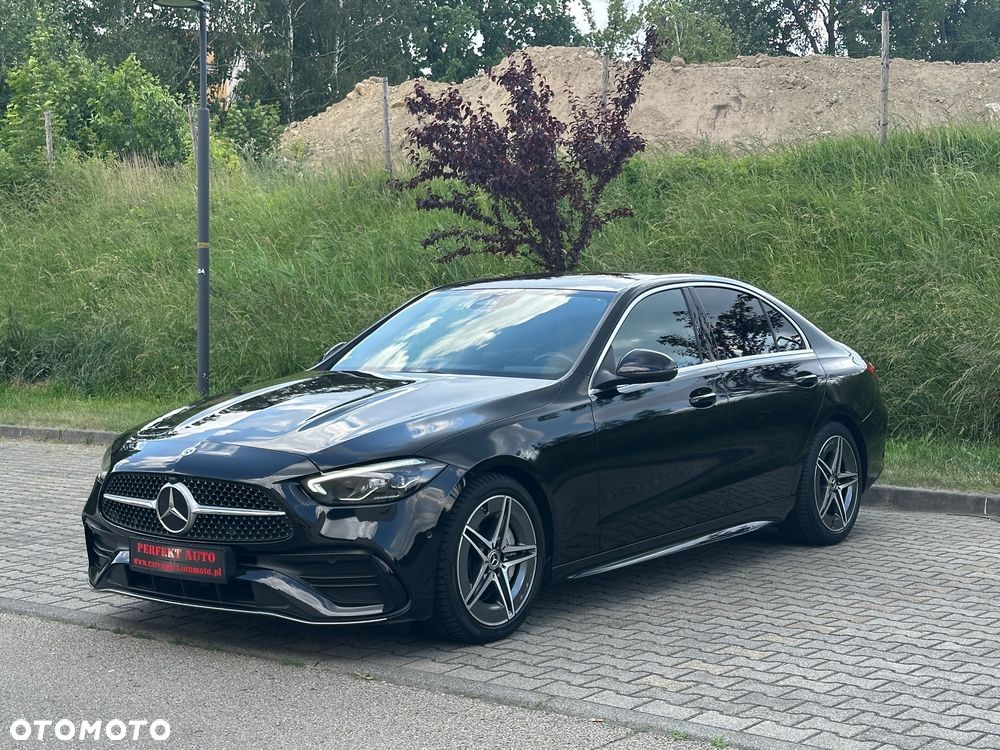 Mercedes-Benz Klasa C 180 9G-TRONIC AMG Line - 2