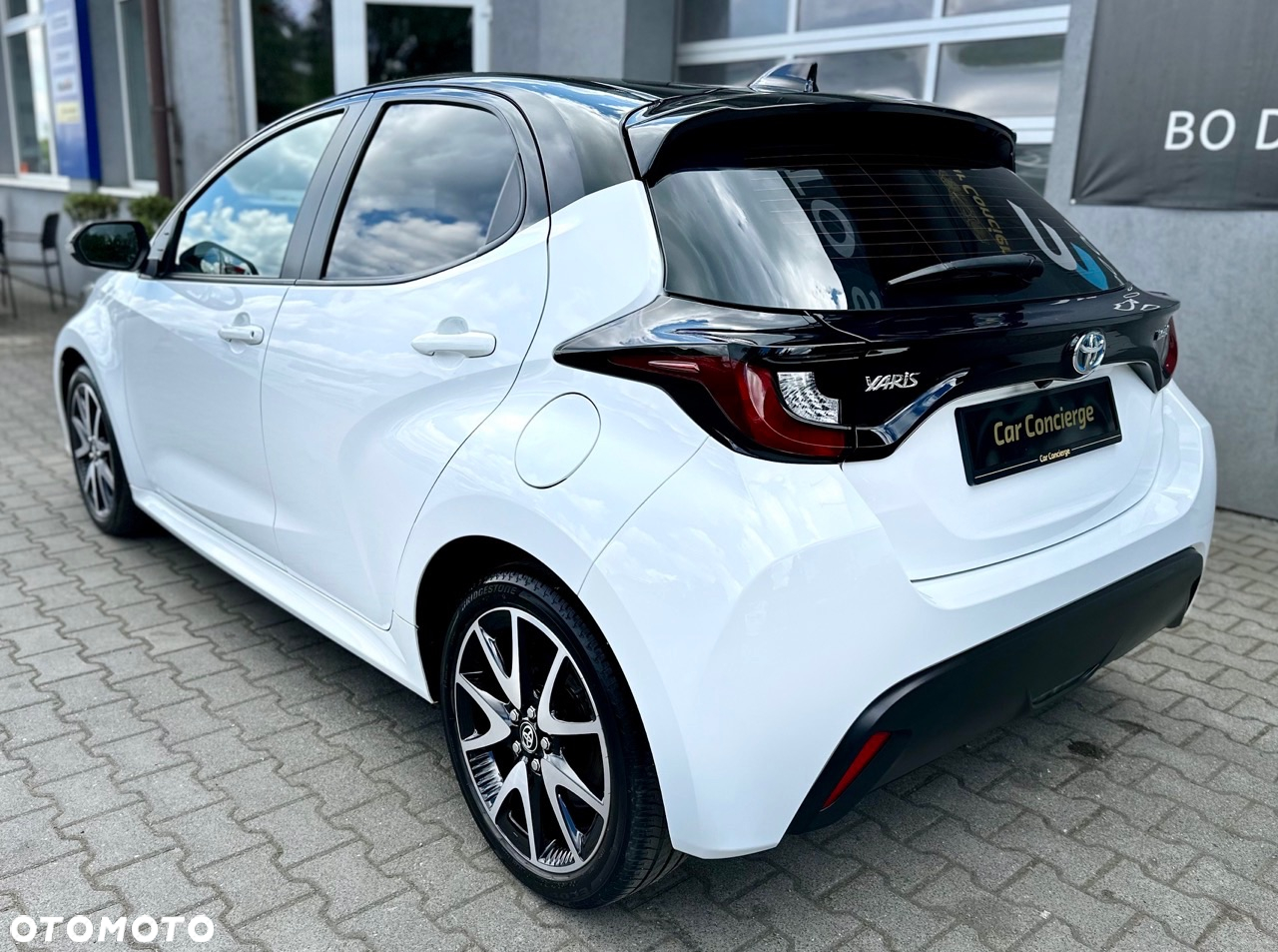Toyota Yaris Hybrid 1.5 Comfort - 13