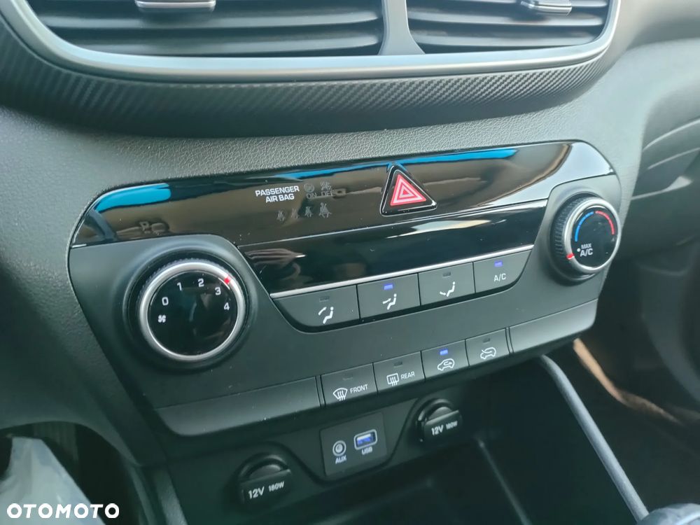 Hyundai Tucson 1.6 GDI BlueDrive Classic 2WD - 11