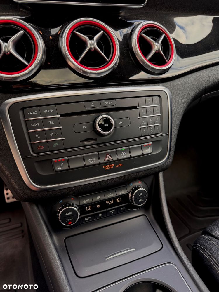 Mercedes-Benz CLA 250 4Matic 7G-DCT AMG Line - 21