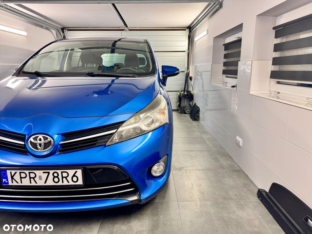 Toyota Verso 1.6 D-4D Prestige - 7