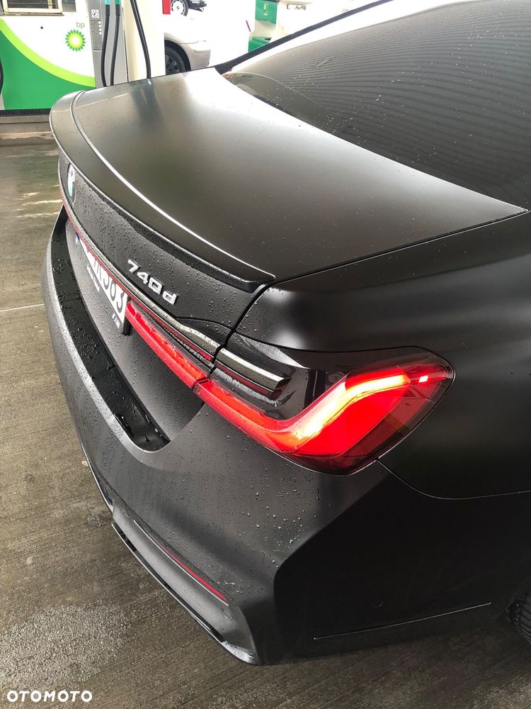 BMW Seria 7 740d xDrive - 18