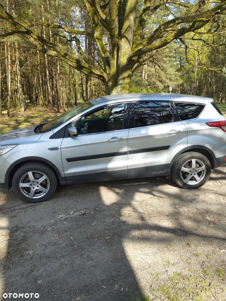 Ford Kuga 2.0 TDCi 4WD Titanium - 3