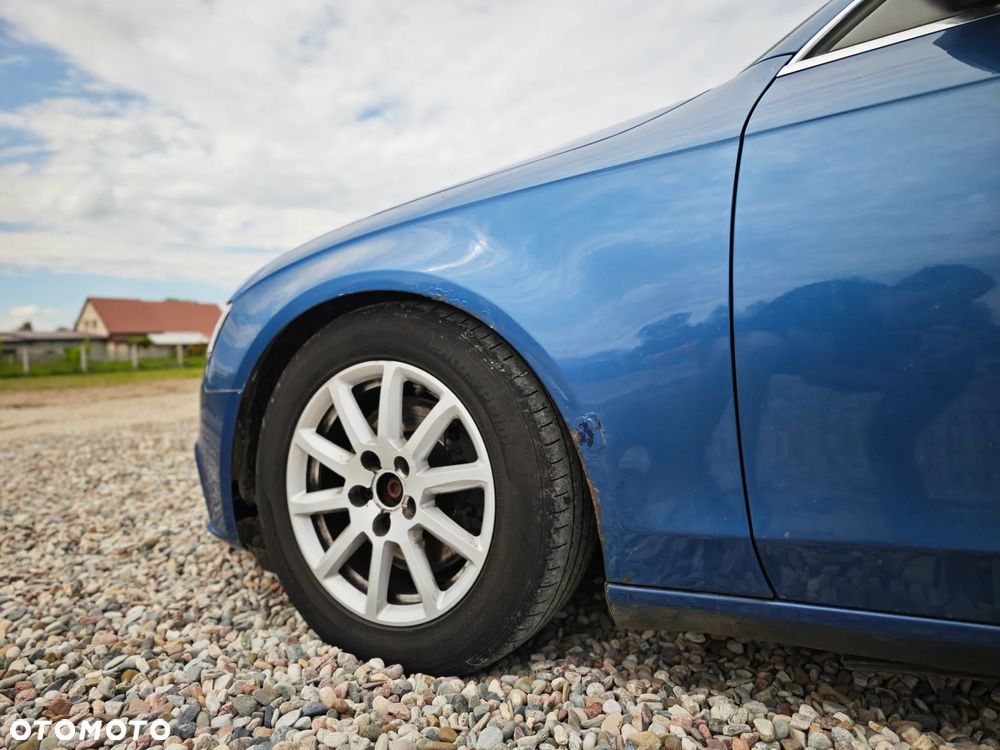 Audi A4 Avant 2.0 TDI Limited Edition - 13
