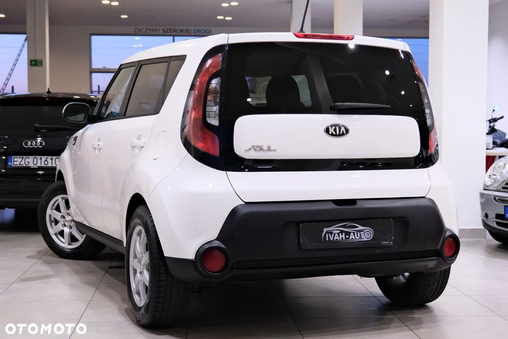 Kia Soul 1.6 GDI L - 12