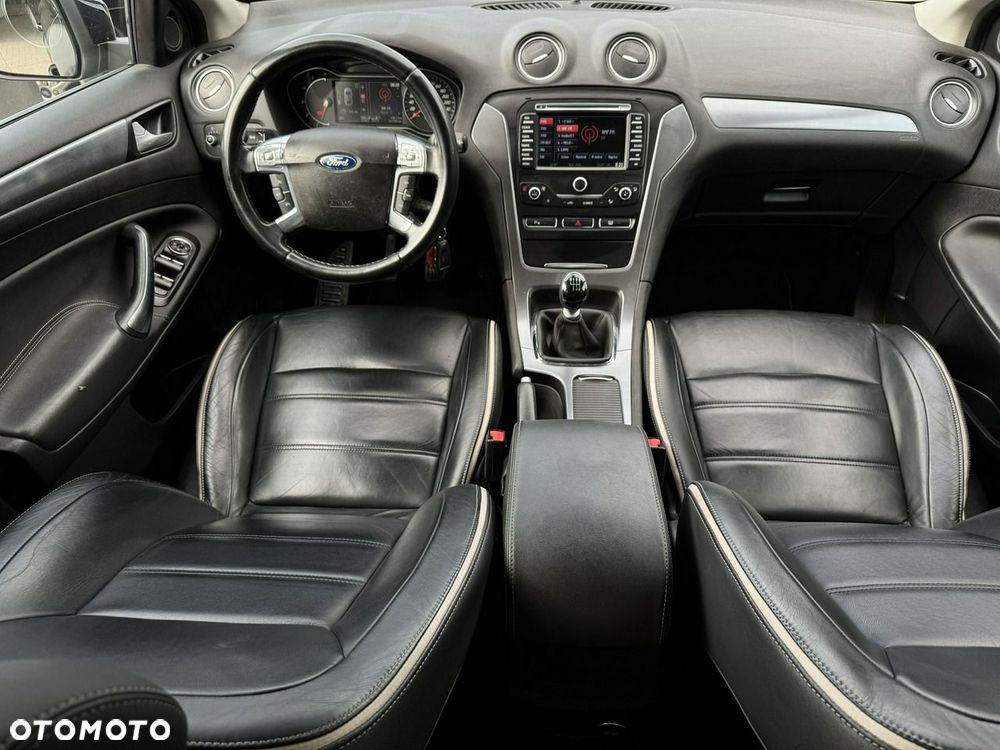 Ford Mondeo 2.0 TDCi Titanium X - 18