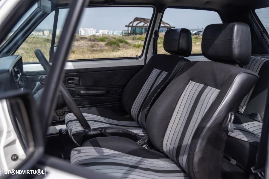 VW Golf - 29