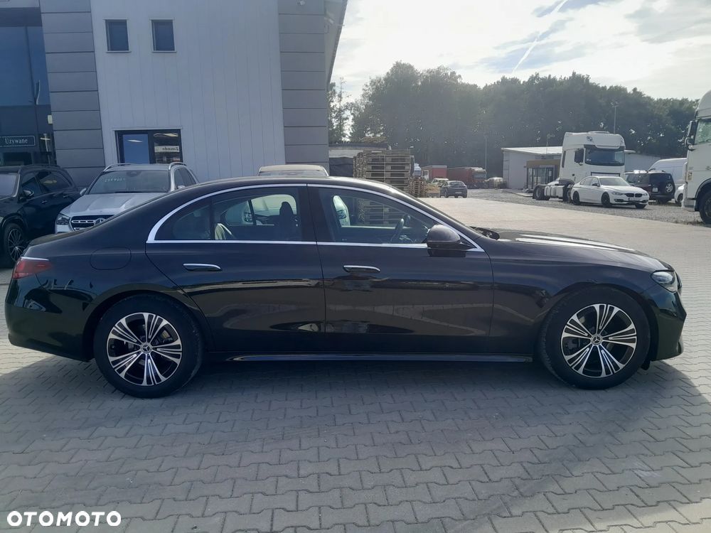 Mercedes-Benz Klasa E 200 mHEV 4-Matic Avantgarde 9G-Tronic - 7