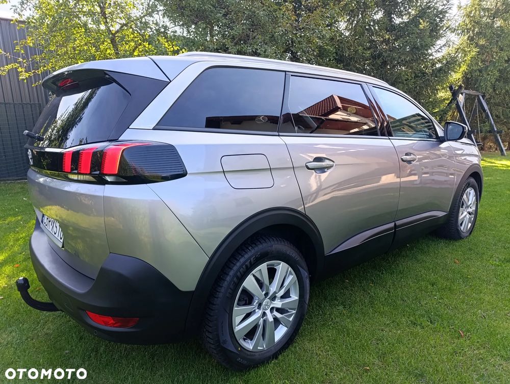 Peugeot 5008 - 2