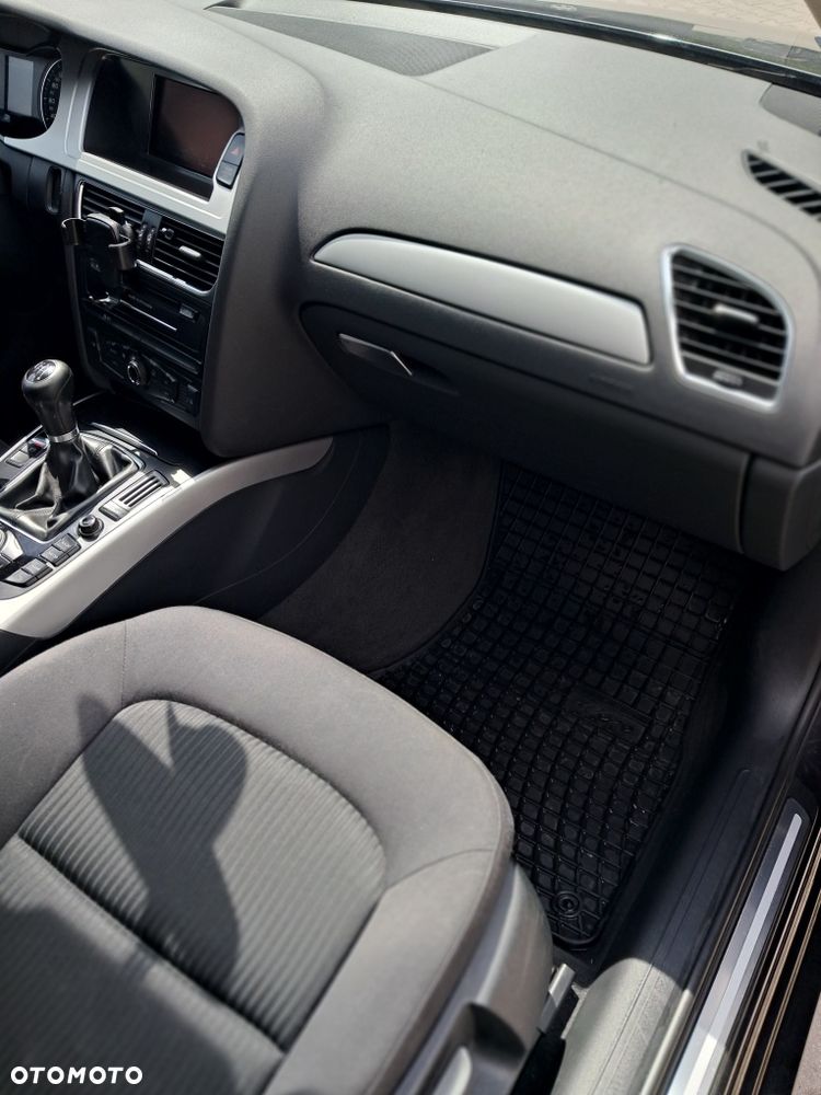 Audi A4 Avant - 6