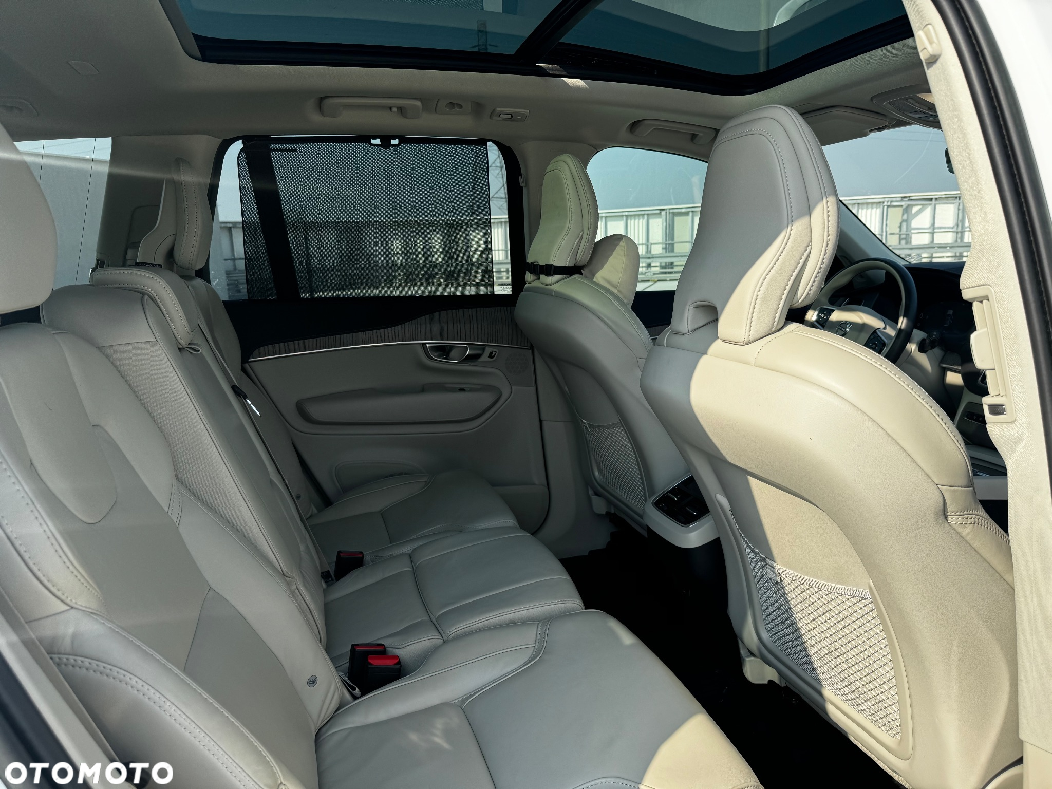 Volvo XC 90 - 7
