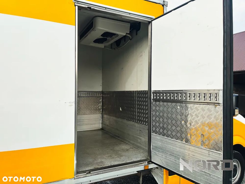 Mercedes-Benz Sprinter Izoterma Chłodnia - 17