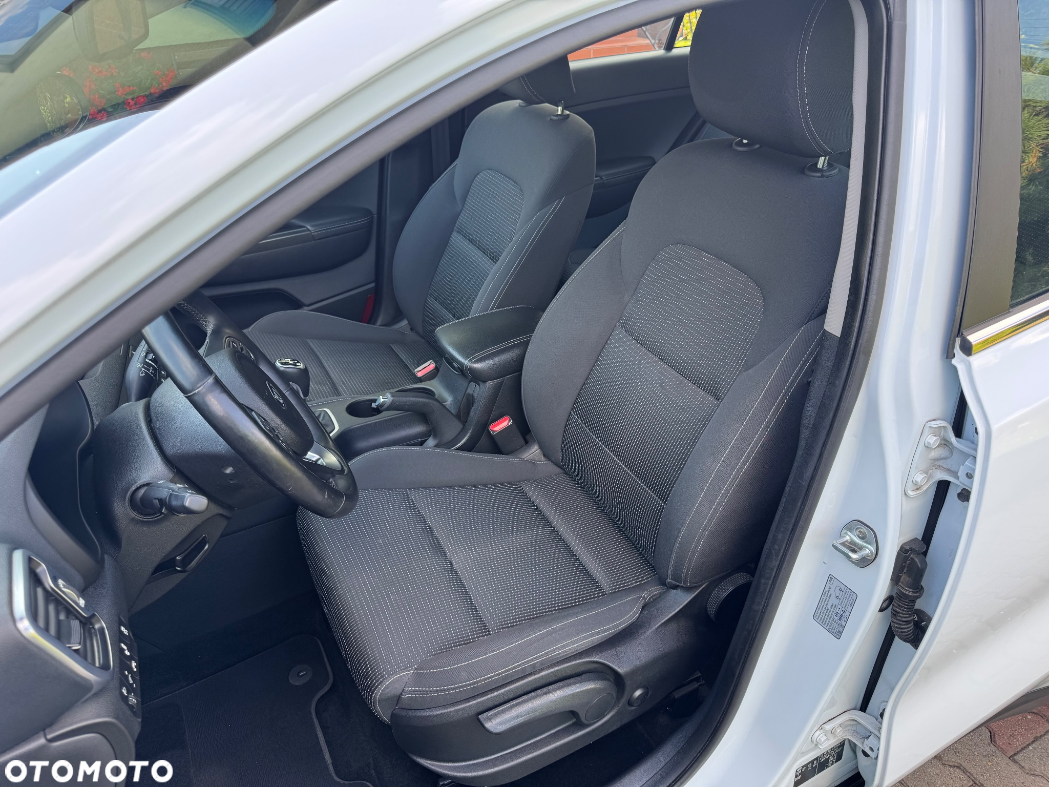 Kia Sportage 1.6 GDI 2WD Dream-Team Edition - 20
