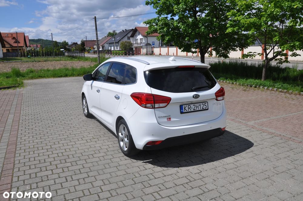 Kia Carens 1.6 GDI L - 7