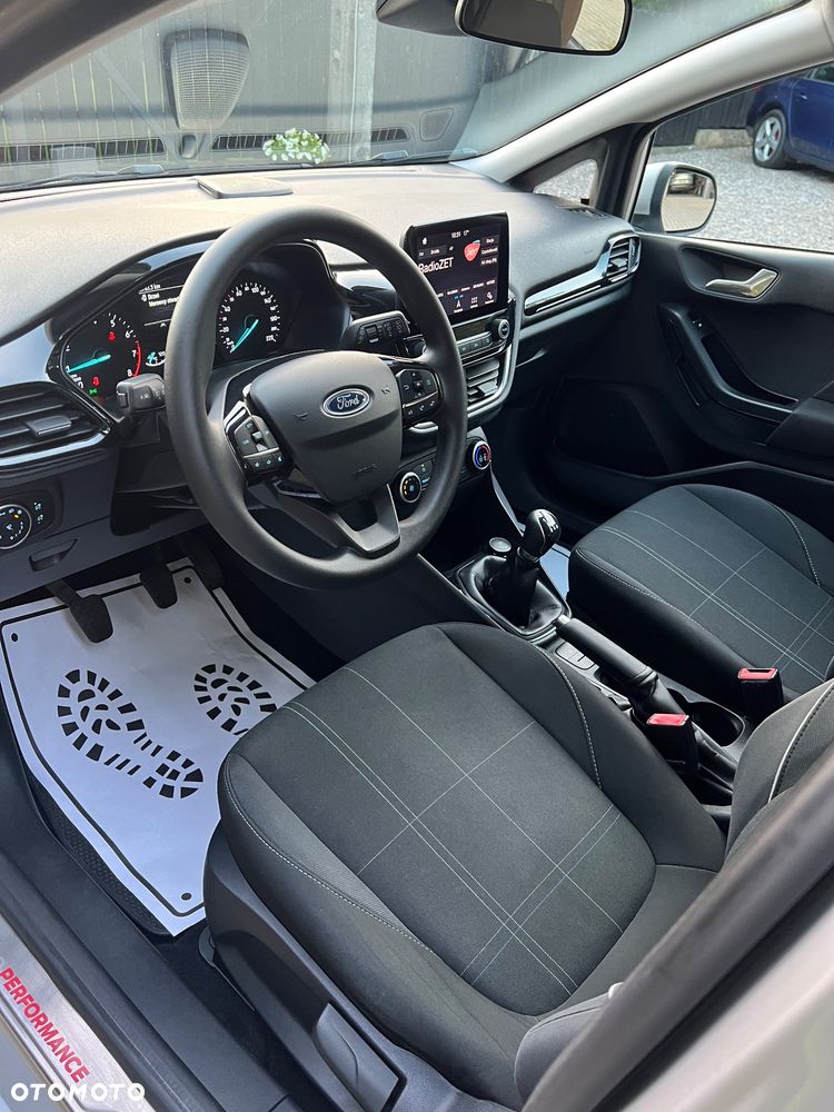 Ford Fiesta 1.1 S&S COOL&CONNECT - 11