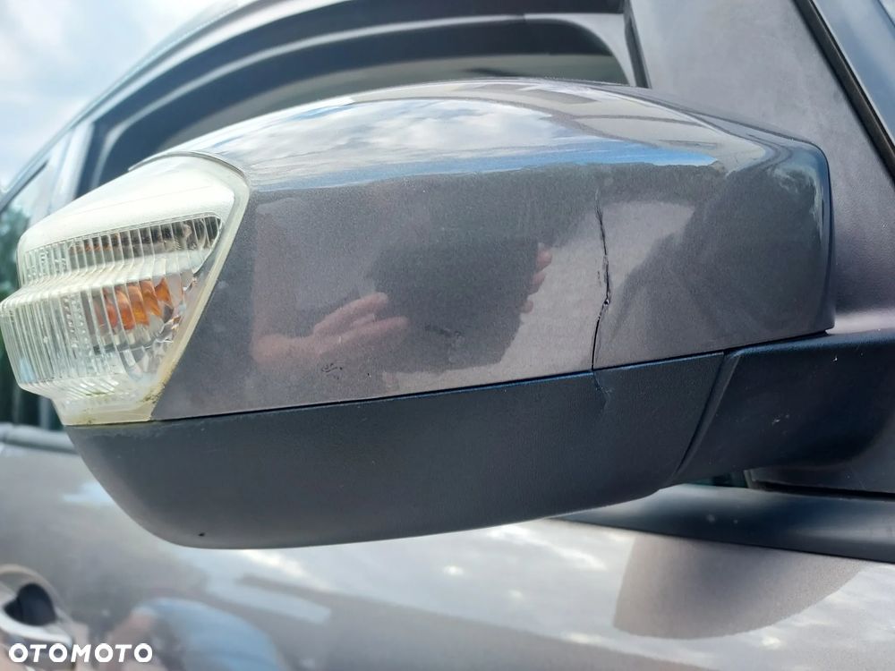 Ford C-MAX - 16