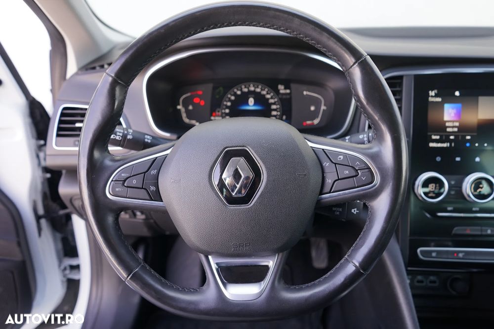 Renault Megane TCe 140 GPF Intens - 12