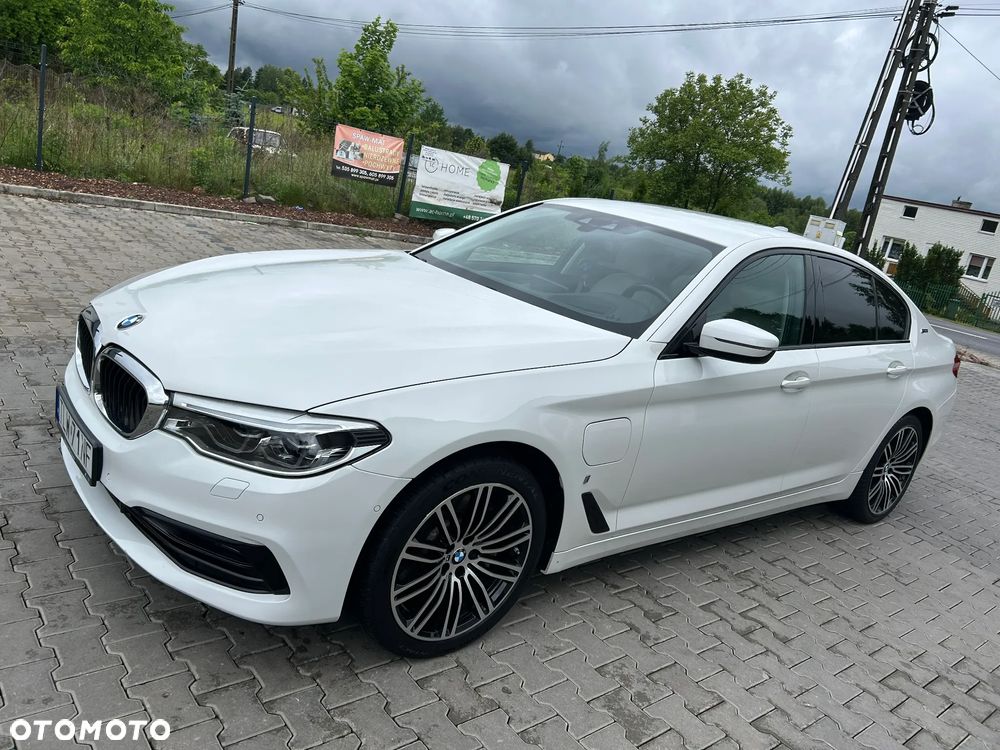 BMW Seria 5 530e iPerformance - 1