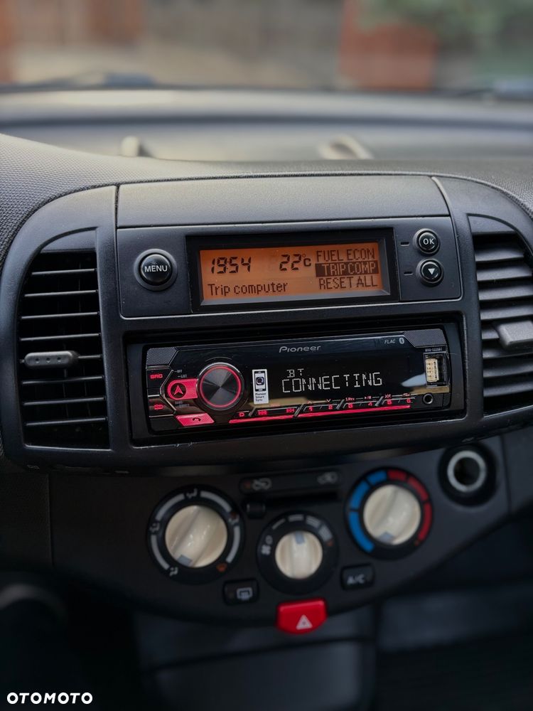 Nissan Micra - 8