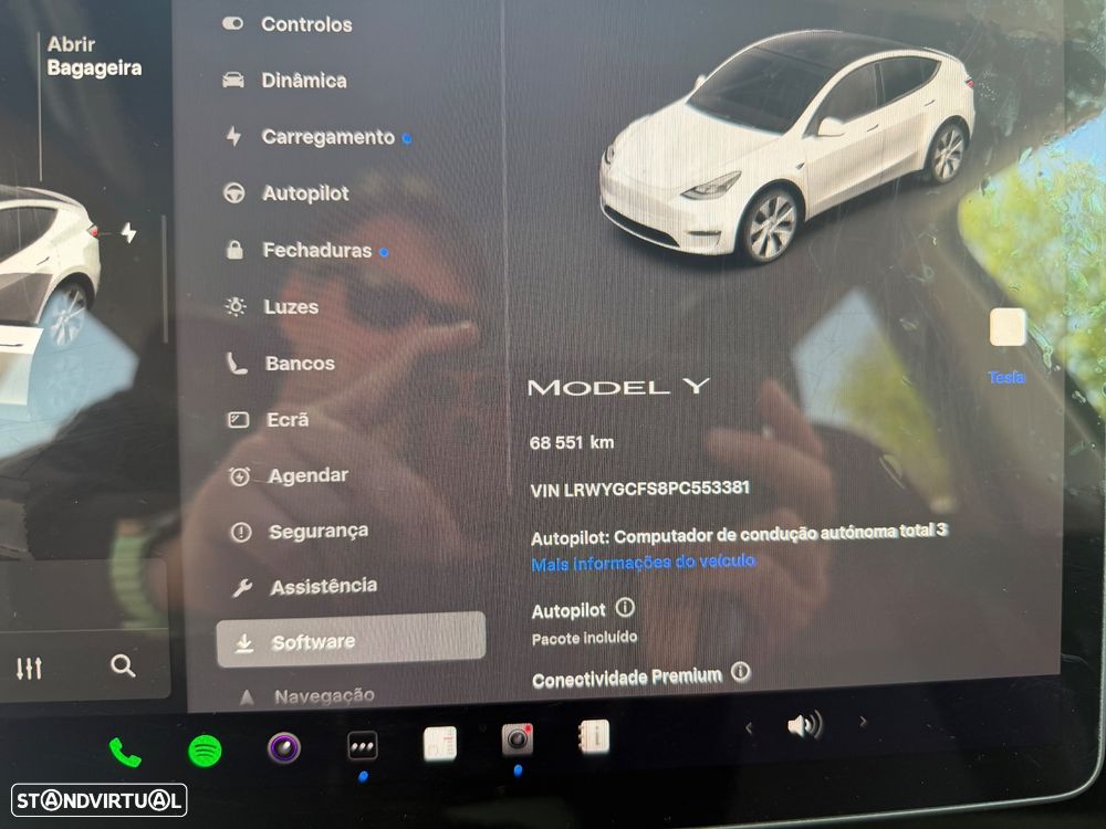 Tesla Model Y RWD - 13