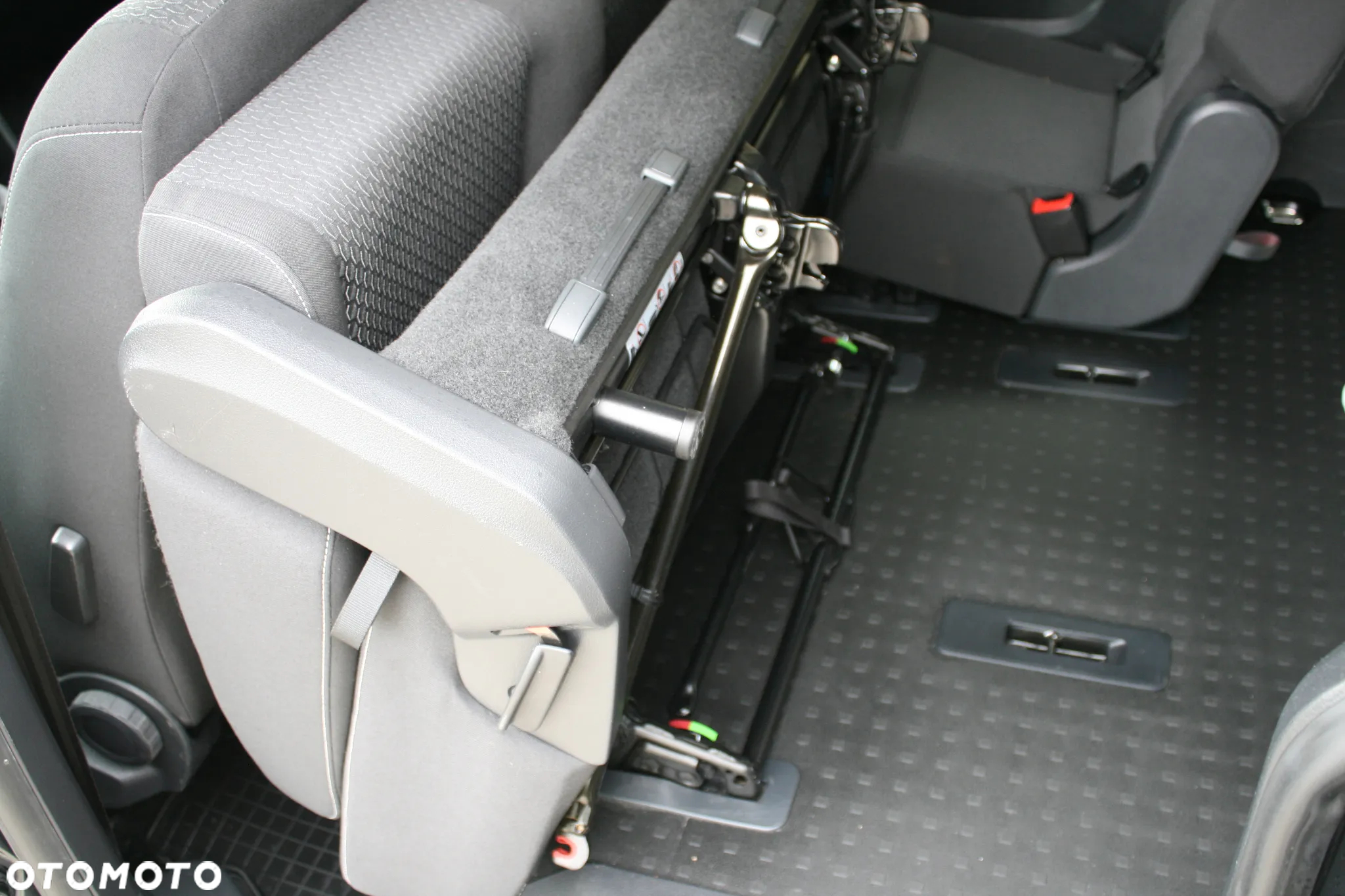 Volkswagen Caddy 1.4 TSI (5-Si.) Trendline - 24
